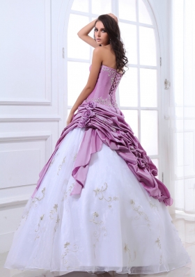 Pretty White and Lavender Sweet 16 Dresses Appliques Pick-ups