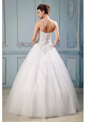 Sweetheart Appliques Wedding Dress With Clasp Handle Back