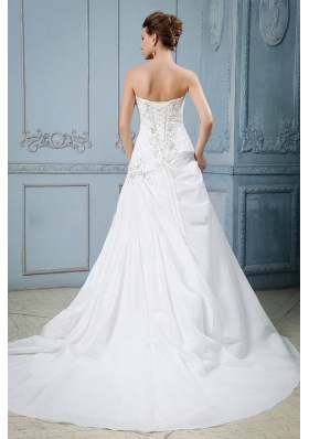 Appliques Bridal Dresses Sweetheart with Beading Train