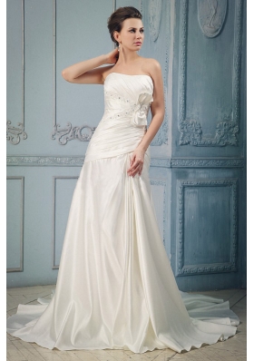 Ivory A-line Wedding Dress Appliques Beading Ruching Bow