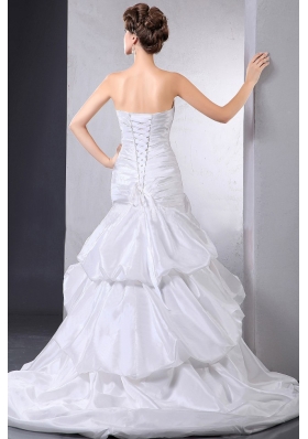 Taffeta Ball Gown Wedding Dress With Pick-ups and Ruching