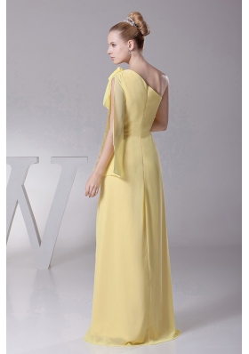 High Silt One Shoulder Light Yellow Prom Dress