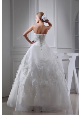 Appliques Ruching Sweetheart Ball Gown Wedding Dress