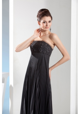 Beading long Black Strapless Empire Prom Dress With Natural Waist