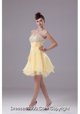 Light Yellow Sweetheart Knee-length Beading Prom Dress