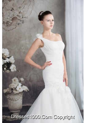 One Shoulder Mermaid Ruching Hand Made Flowers Wedding Dress