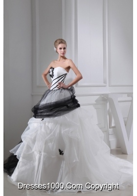 White and Black Appliques Ball Gown Strapless Chapel Train Wedding Dress