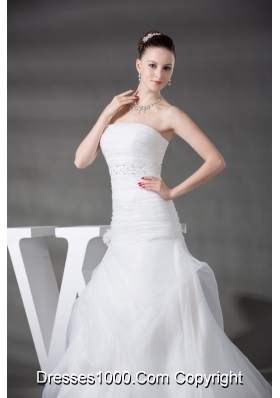 A-line Pick-ups Ruching Appliques Strapless Wedding Dress