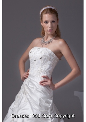 Appliques A-line Court Train Strapless Wedding Dress