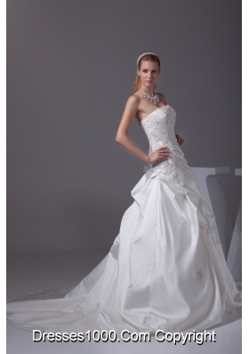 Appliques A-line Court Train Strapless Wedding Dress