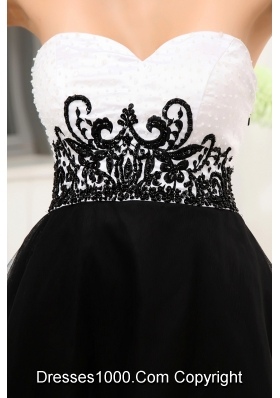 Appliques Black and White A-Line Sweetheart Prom Dress