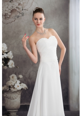 Empire Sweetheart Court Train Appliques Wedding Dress