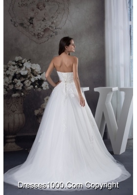 A-line Sweetheart Appliques Tulle Wedding Dress