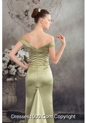 Column Off the Shoulder Green 2013 Ruching Prom Dress