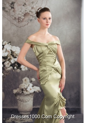 Column Off the Shoulder Green 2013 Ruching Prom Dress