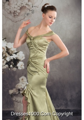 Column Off the Shoulder Green 2013 Ruching Prom Dress