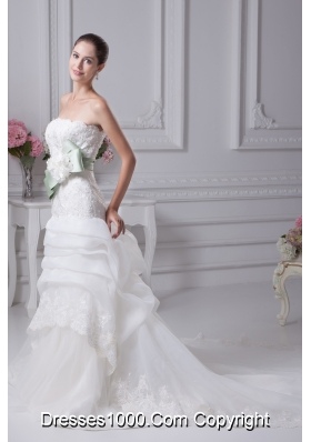 Mermaid Strapless Lace Chapel Train Wedding Dress with Fitted