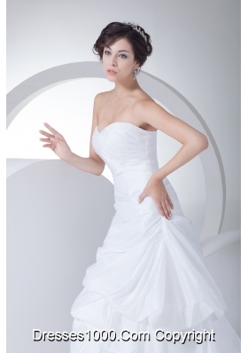 Sweetheart A-line Ruching Brush Train Wedding Dress