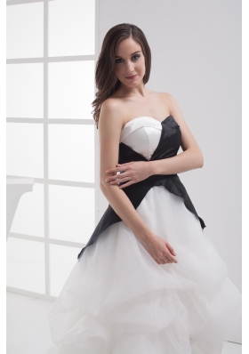 A-line Sweetheart High-low Pick-ups Wedding Dress