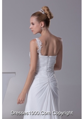 One Shoulder High Slit Ruching Appliques Wedding Dress