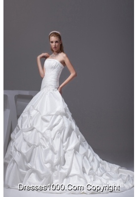 Pick-ups A-line Court Train Strapless Wedding Dress