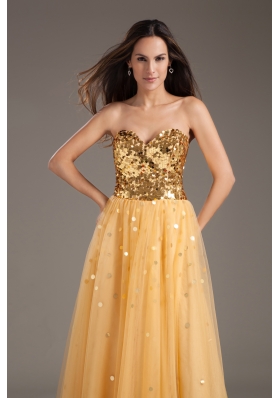 Luxurious A-line 2013 Prom Dress Sweetheart Gold With Tulle