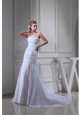 Court Train Strapless Ruched White Wedding Dress with Beading