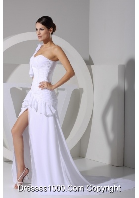 Ruffles and High Slit One Shoulder White Wedding Gowns with Brush Train