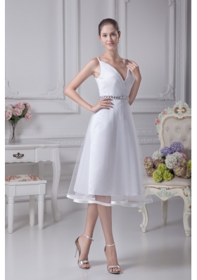 2013 Discount V-neck Short Wedding Dress with Beaded Decorate Waist