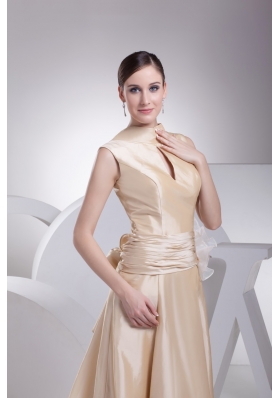 A-line Champagne Beaute Bow Wedding Gowns with Ruching for Cheap