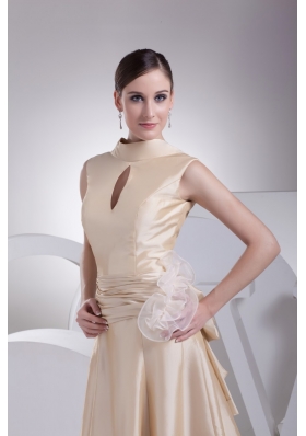 A-line Champagne Beaute Bow Wedding Gowns with Ruching for Cheap