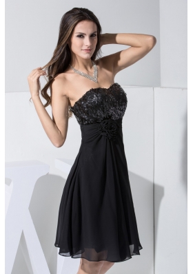 Handle Flowers and Paillettes Decorated Sweetheart Black Prom Dresses