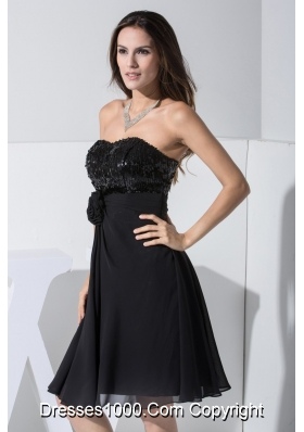 Handle Flowers and Paillettes Decorated Sweetheart Black Prom Dresses