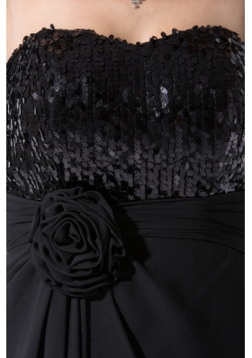 Handle Flowers and Paillettes Decorated Sweetheart Black Prom Dresses