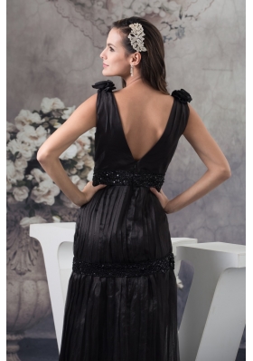 Elegant Black Plunging V-neck Pleated Beaded Prom Dress