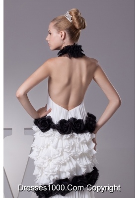 Luxurious Halter Top Ruffles and Black Hand Made Flowers Bride Dress for Party