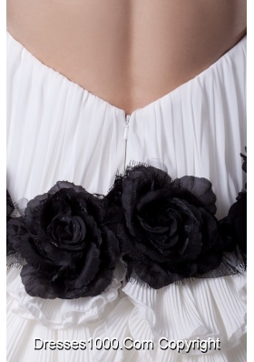 Luxurious Halter Top Ruffles and Black Hand Made Flowers Bride Dress for Party