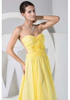 Sweethheart Watteau Train Back Out Prom Dresses in Yellow