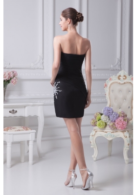 Black Sheath Sweetheart Prom Gowns Decorated with Beadings