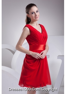 Fashionable Chiffon A-line V-neck Ruched Red Short Prom Dress