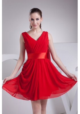 Fashionable Chiffon A-line V-neck Ruched Red Short Prom Dress