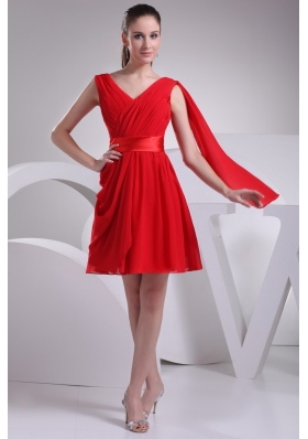 Fashionable Chiffon A-line V-neck Ruched Red Short Prom Dress