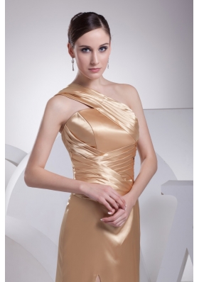 Ruched Single Shoulder Champagne Prom Gowns with Slit one The Side