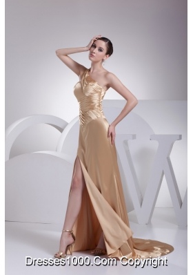 Ruched Single Shoulder Champagne Prom Gowns with Slit one The Side