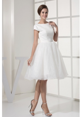 White Knee-length Scoop A-line Bodice Bridal Gowns For Out Door Wedding