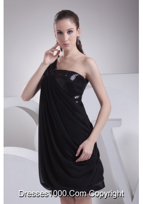 Elegant Chiffon One Shoulder Black Short Prom Dress with Paillette