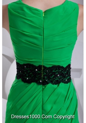 Pretty Spring Green Bateau Neck Mini Prom Dress with Appliques