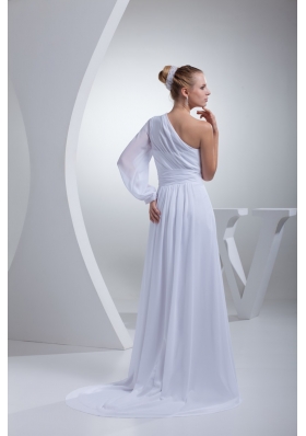 Single Shoulder Ruffles and Sash Wedding Gowns with One Long Sleeve