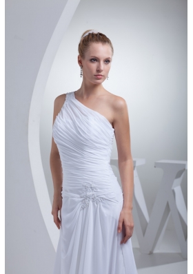 Appliques and Ruching Dedcorated One Shoulder Sheath Wedding Gowns