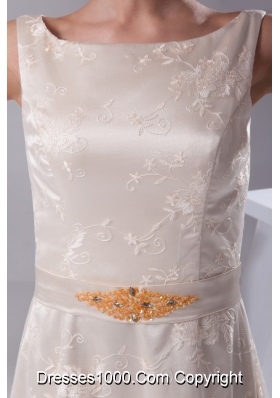 Scoop Princess Prom Dress with Sah Lace Flowers and Ruffled Edge